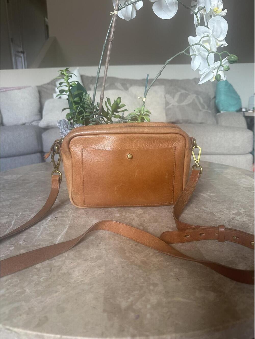 MADEWELL The Transport Camera Saddle Leather Crossbody Shoulder Bag Purse